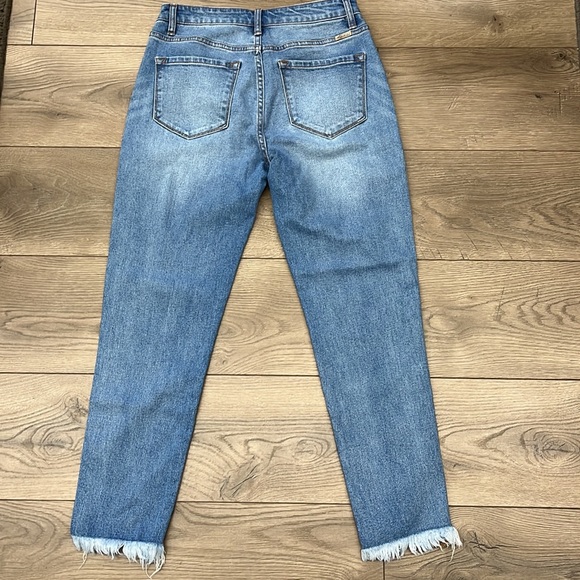 🥳HP🥳 KanCan High-Waisted Distressed Ankle Frayed Raw Hem Skinny Jeans - Picture 5 of 9